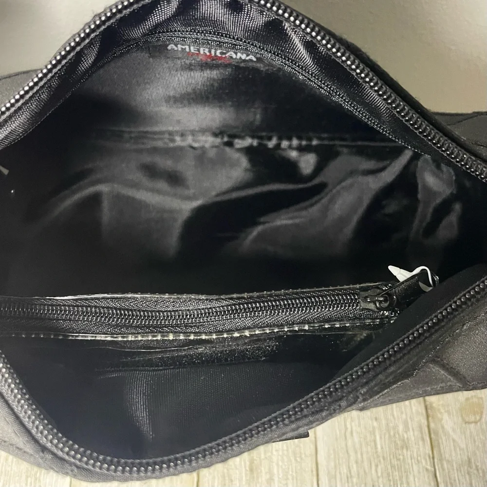 Americana By Sharif Diamond Quilted Zip Top Toiletry Bag